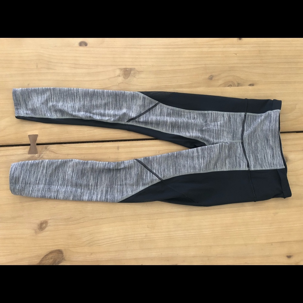 Lululemon leggings 🍋